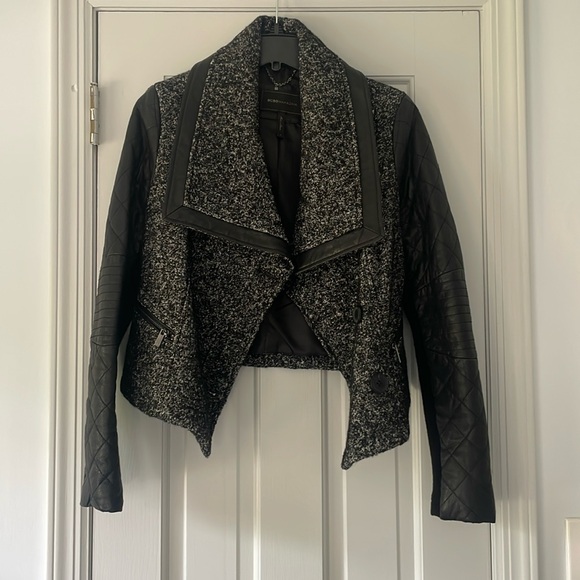 Genuine Leather and Boucle Jacket BCBG M - Picture 2 of 5